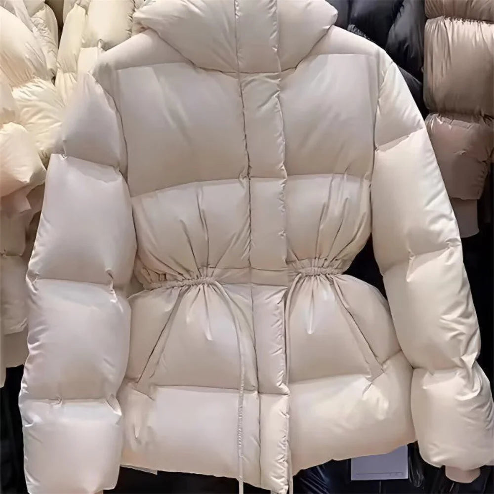 Warme Oversize-Daunenjacke für Damen – Trendige Winterjacke mit Reißverschluss & Kapuze