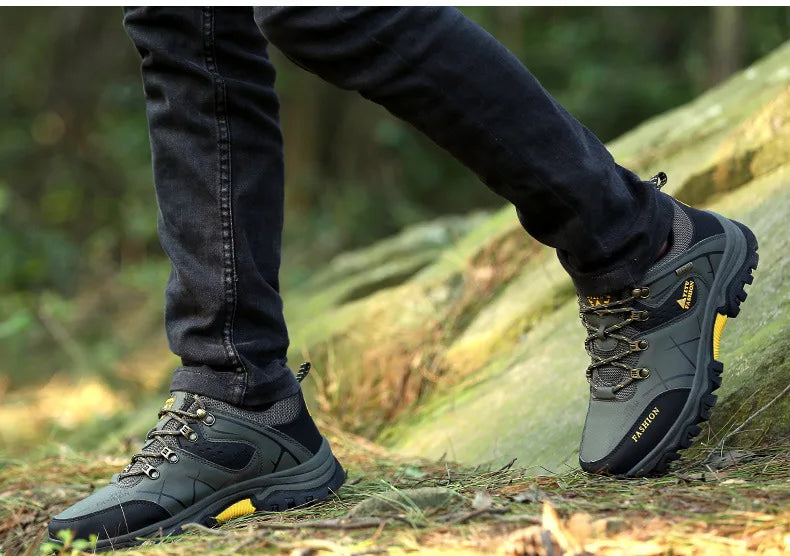 Neue Ledersneaker Atmungsaktive Herren Freizeitschuhe Bequeme Wanderschuhe Rutschfeste Outdoor-Wanderschuhe Modisch