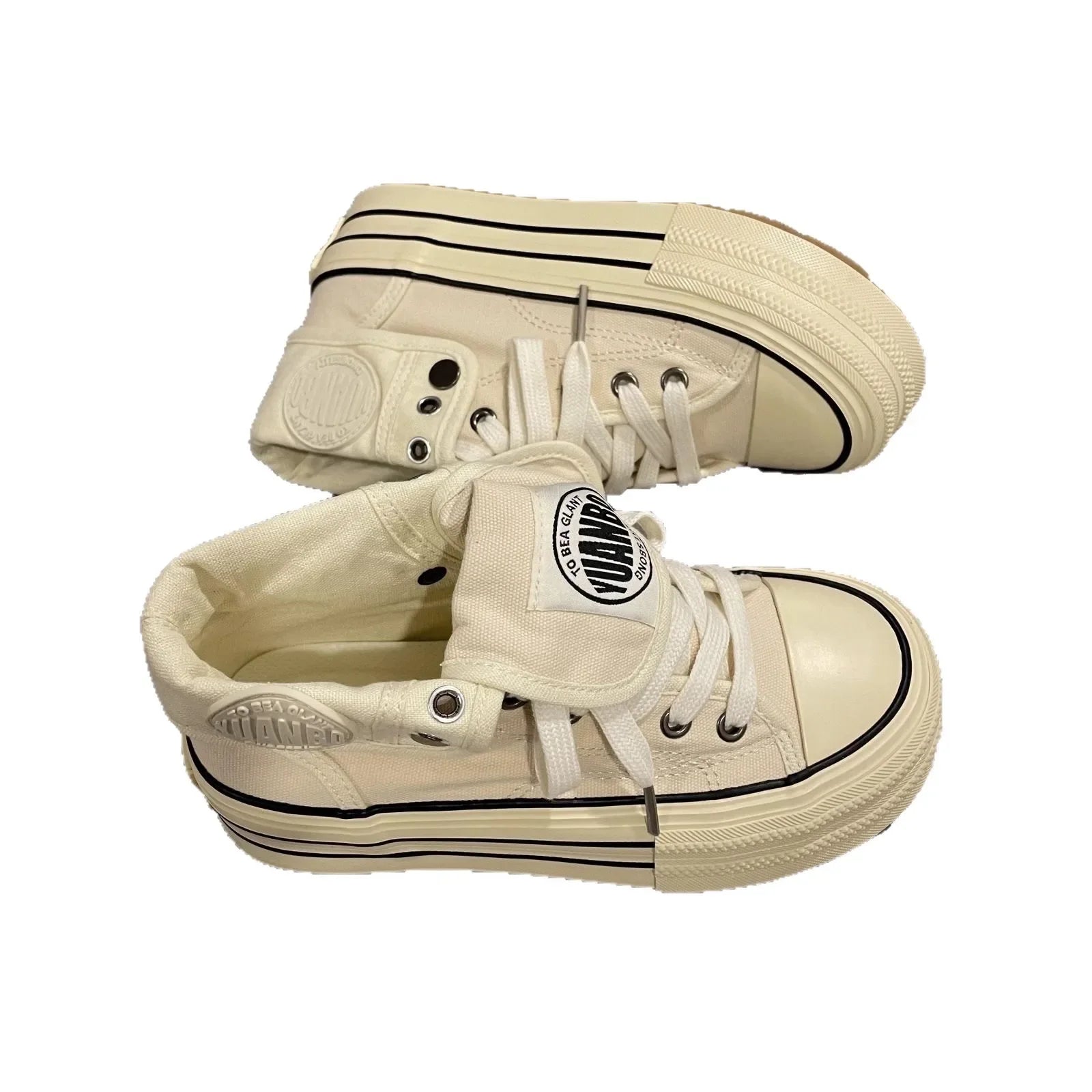 Damen High-Top-Sneaker aus Canvas mit dicker Sohle, lässiges Schuhwerk in Beige, vielseitig kombinierbar, trendiges Board-Design, neuer Stil für Frühling und Herbst.