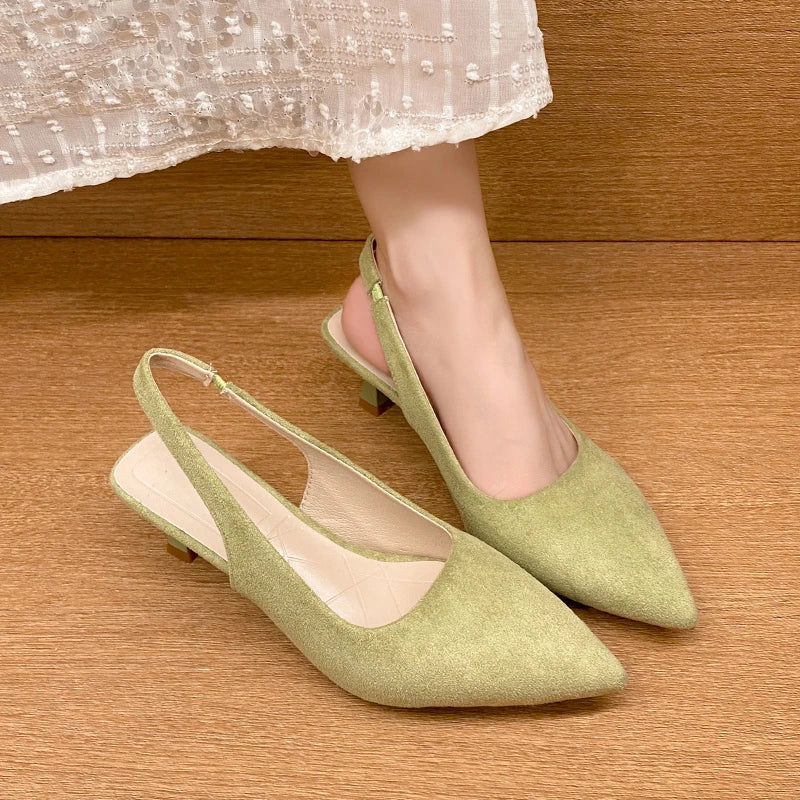 Neue Damen-Sandalen mit spitzer Kappe, elegante Schuhe mit niedrigem Absatz, sommerliche Mode, Slingback-Pantoletten, Pumps, Abendschuhe