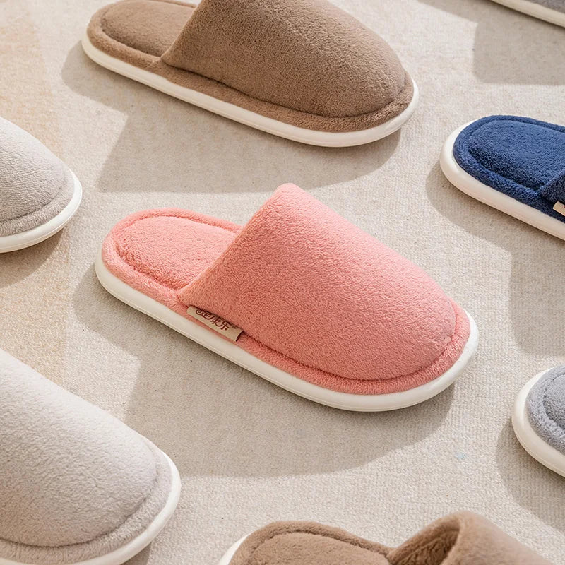 Hausschuhe aus Baumwolle für Damen, Winter mit dicker Sohle, 2024 neue warme Hausschuhe aus Wollstoff für Herren, Winter