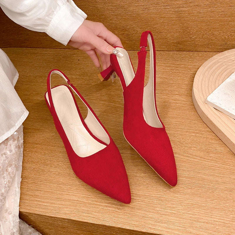 Neue Damen-Sandalen mit spitzer Kappe, elegante Schuhe mit niedrigem Absatz, sommerliche Mode, Slingback-Pantoletten, Pumps, Abendschuhe