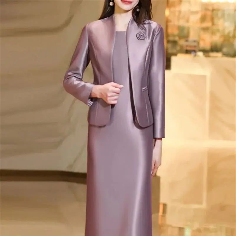 Elegantes Damen Kostüm – Zweiteiliges Set mit Blazer & Rock für Business oder Anlass